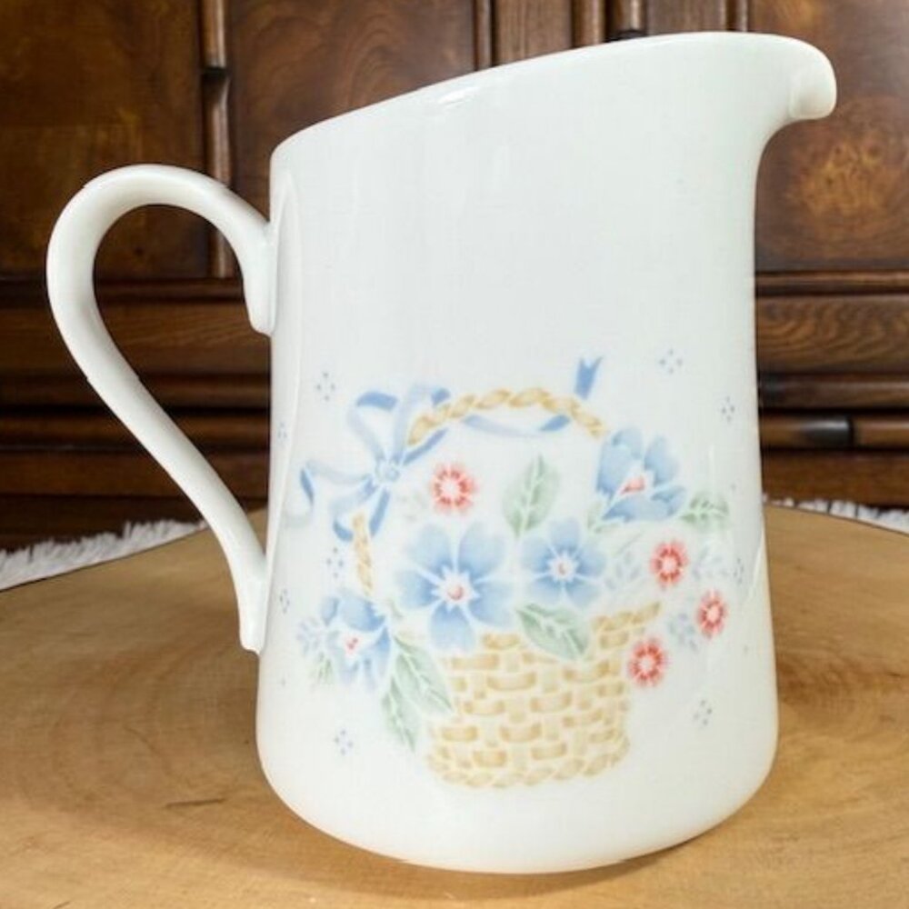 Vintage Corning Country Cornflower 10oz Creamer and Sugar Bowl with Lid - Picture 4 of 13